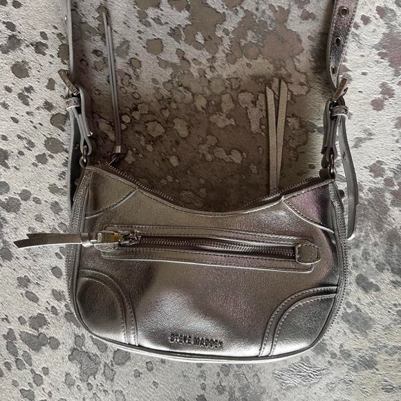 ⚡ Silver Steve Madden Shoulder Bag – Y2K Baddie Energy ⚡ - Picture 3 of 3